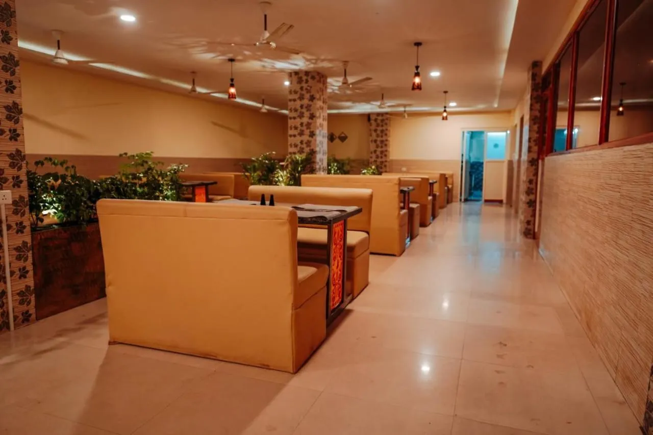 Hotel Lumiere Alappuzha